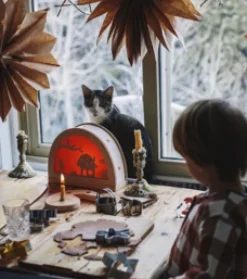 Atelier De Noest - Silhouet Voor In Lamp, Herfst
