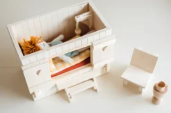 Het Houten Huis - Bedstee Met Loungestoel