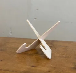Speelbelovend Houten Standaard, Medium