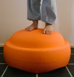 Stapelstein Grow, Oranje